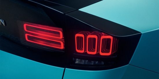 LLAMATIVAS LUCES TRASERAS NISSAN LEAF