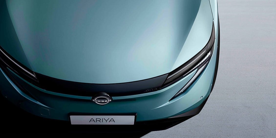 Nissan ARIYA - Vista frontal superior