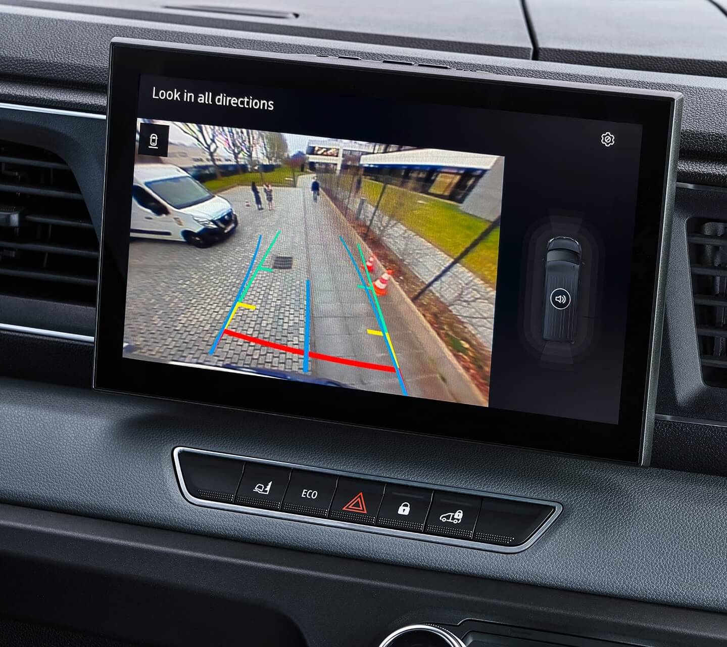 Funciones de la cámara de visión trasera de la Nissan INTERSTAR en la pantalla