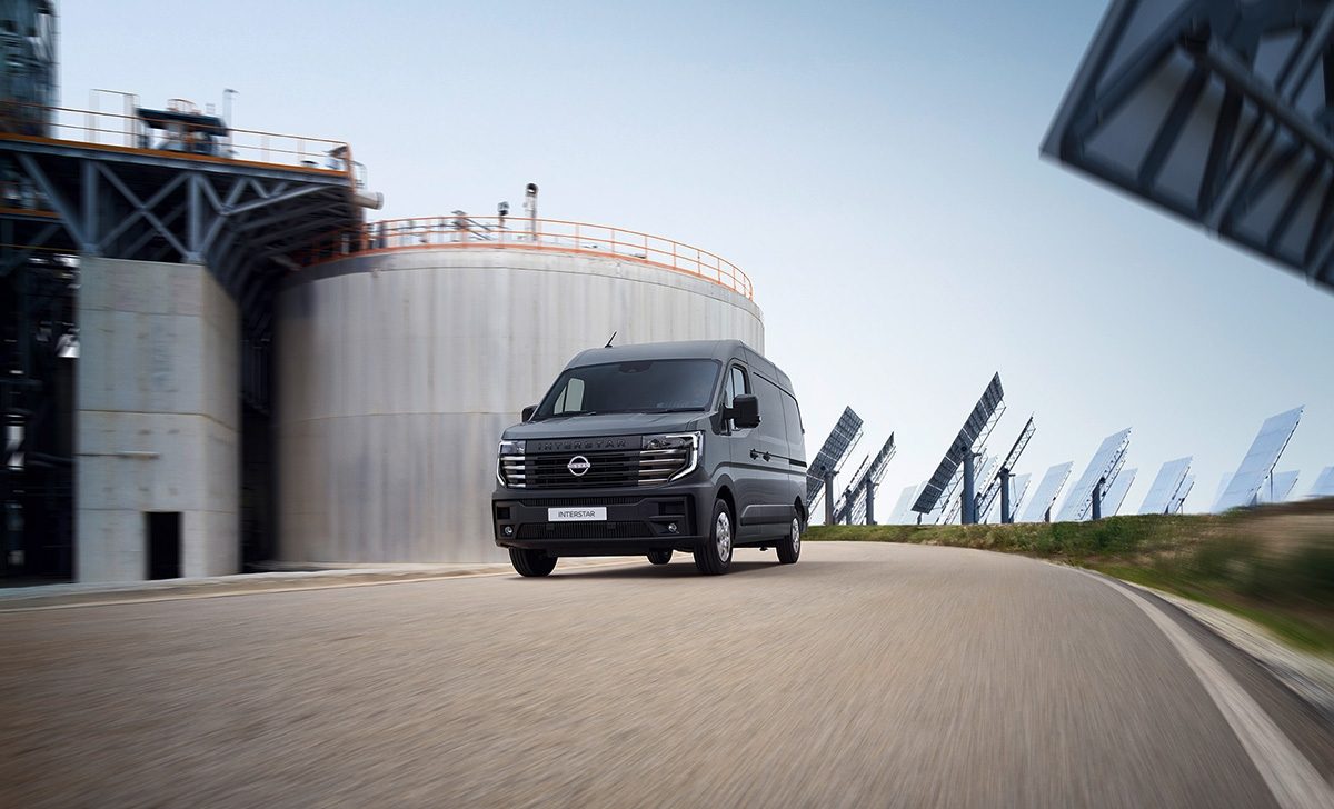 INTERIOR NISSAN Interstar