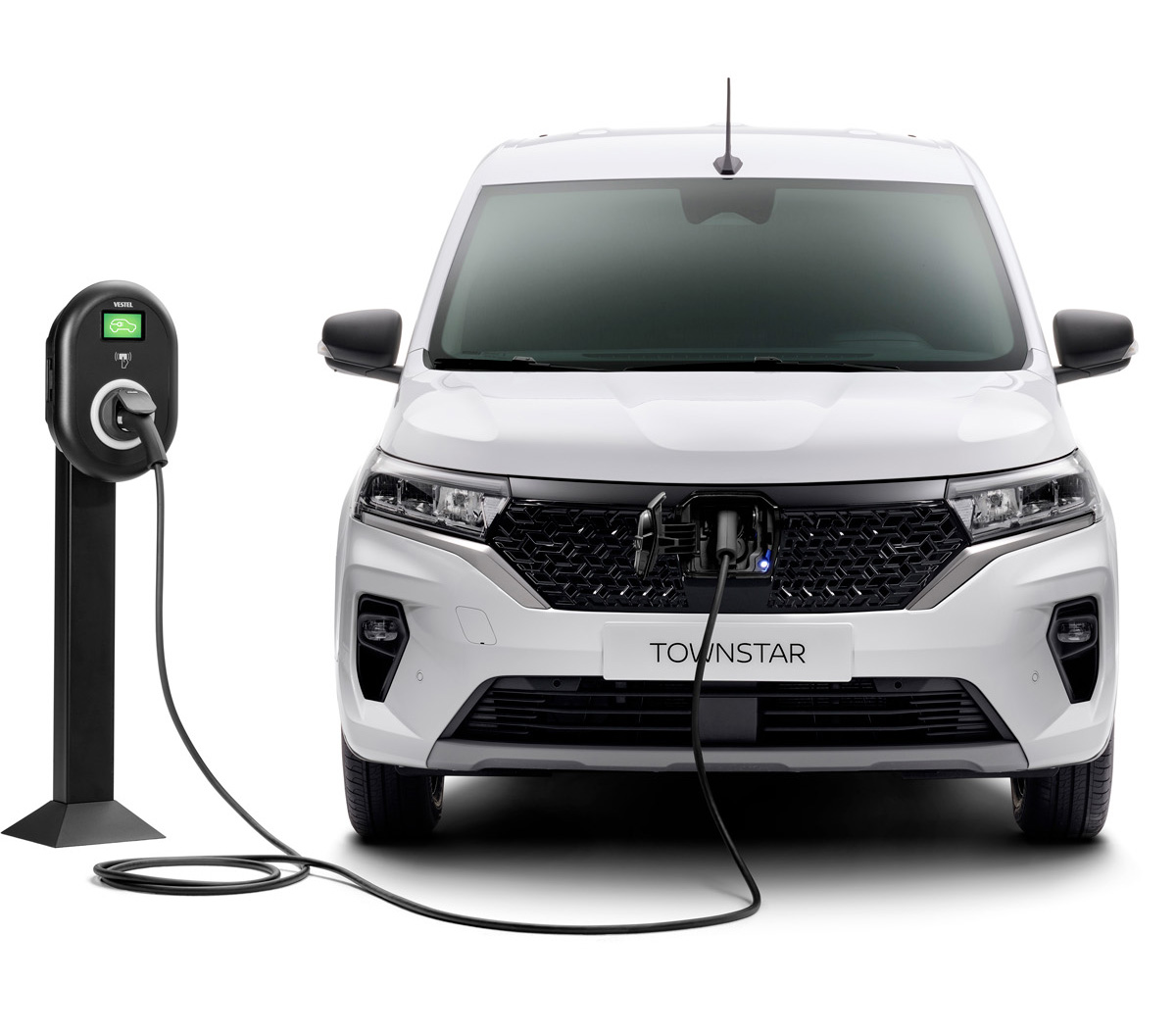 nissan townstarf eléctrico cargando