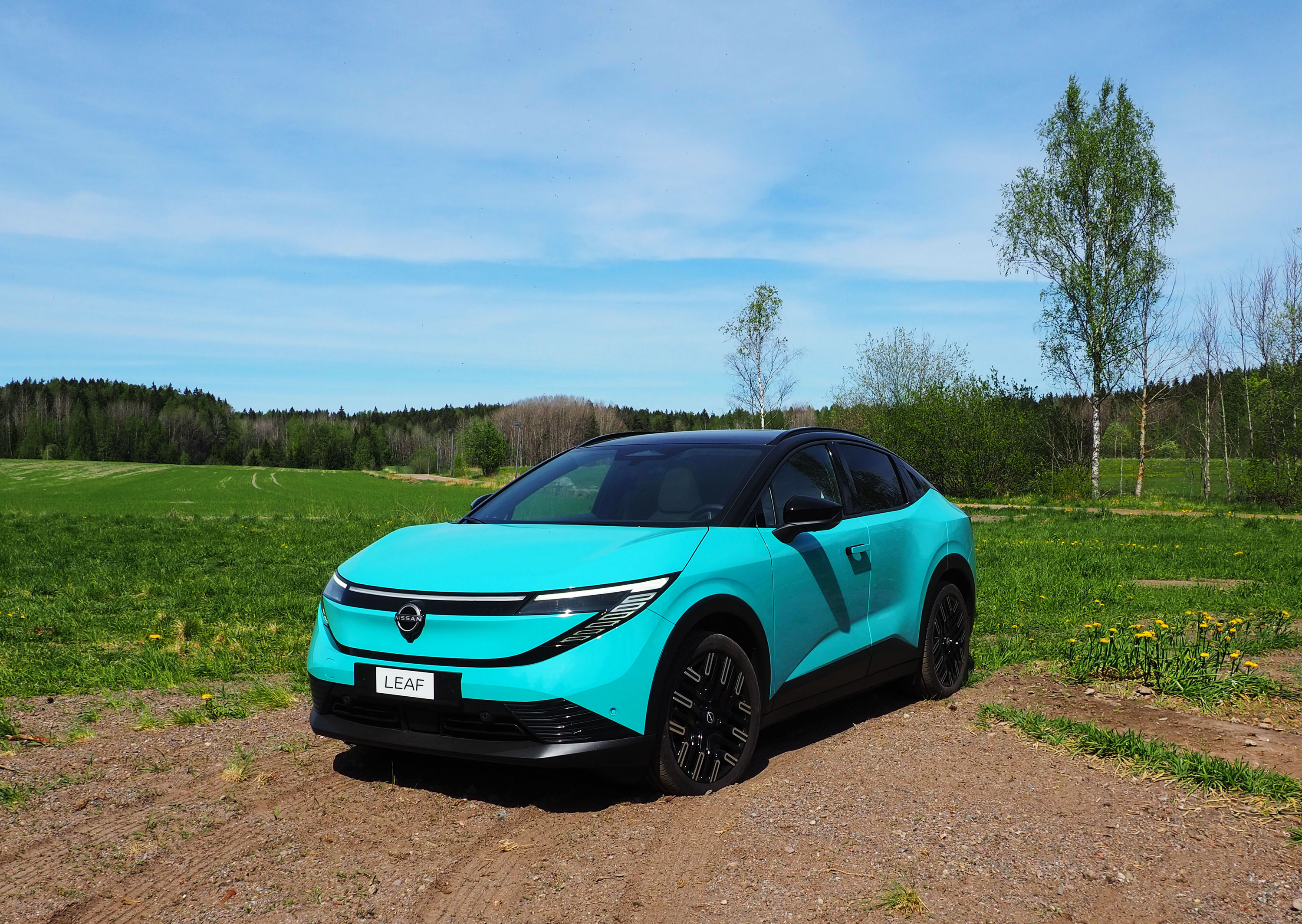 Täysin uusi Nissan LEAF