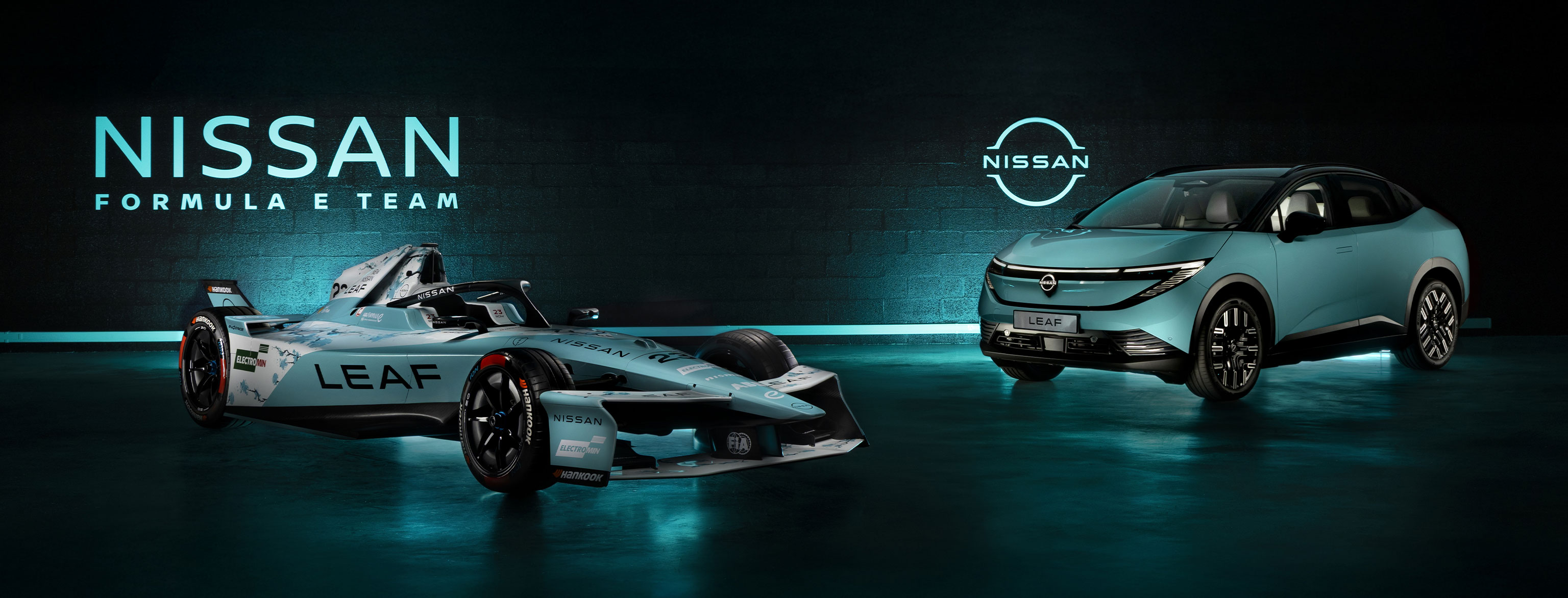 Nissan LEAF, accompagnée de la Formula E