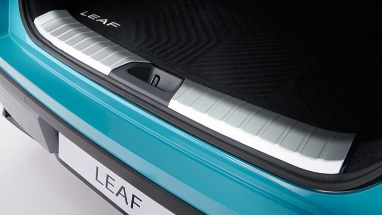 Accessoires LEAF - Protection d'entrée de coffre