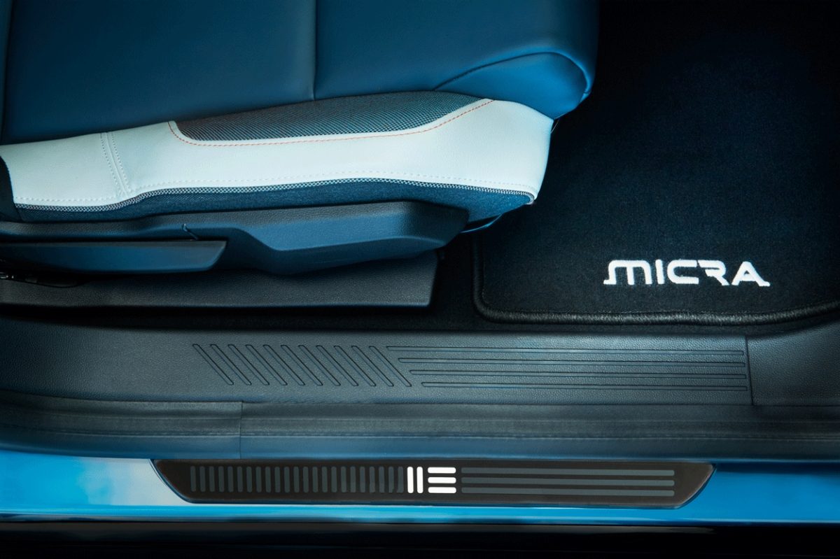 Accessoires MICRA - seuil de porte rétroéclairé