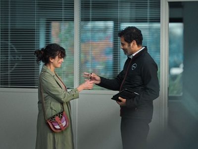 Interstar électrique en train de charger