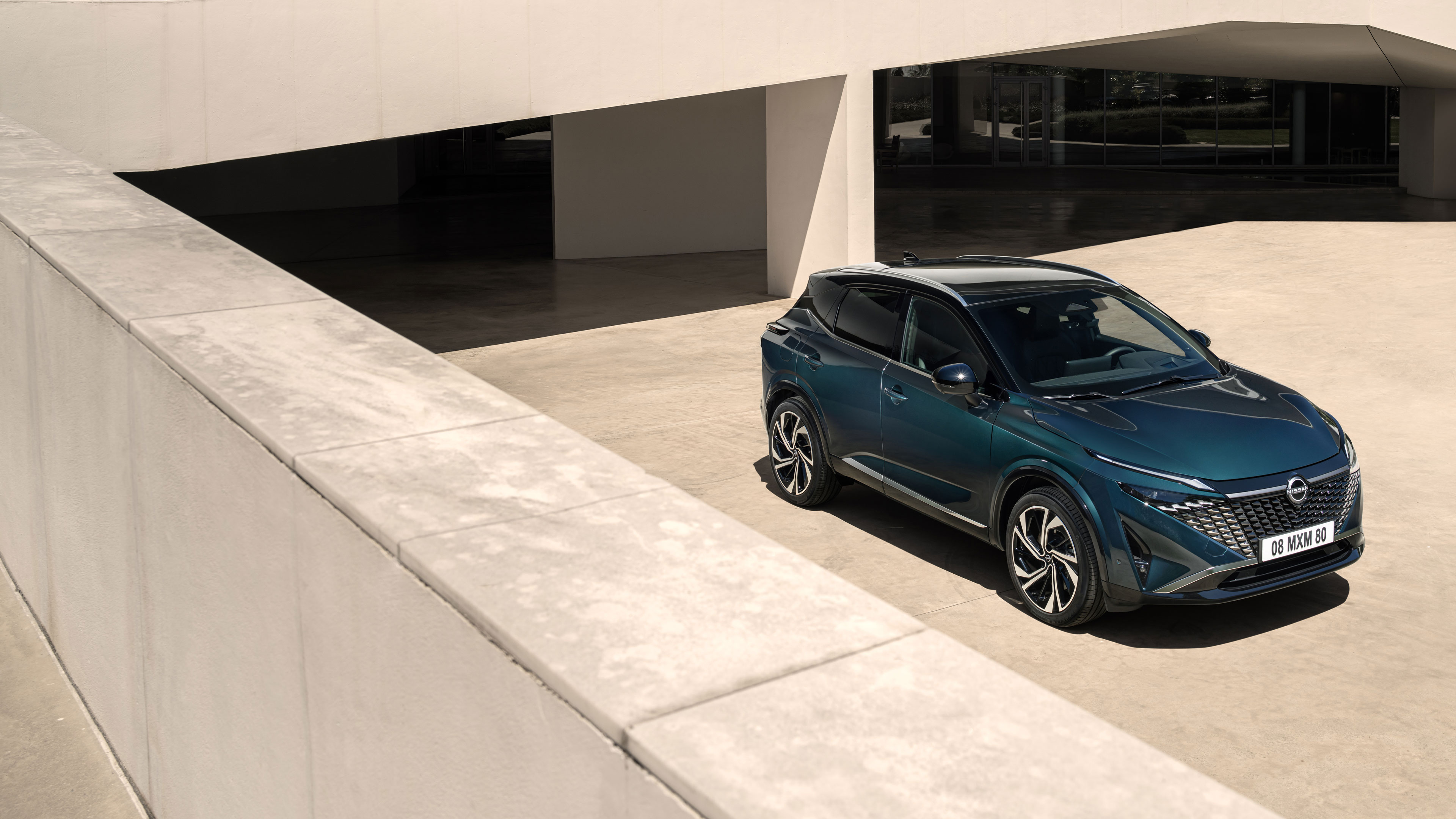 Nissan QASHQAI e-POWER vue statique de 3/4 face en surplomb