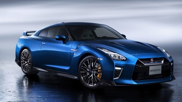 Nissan GT-R