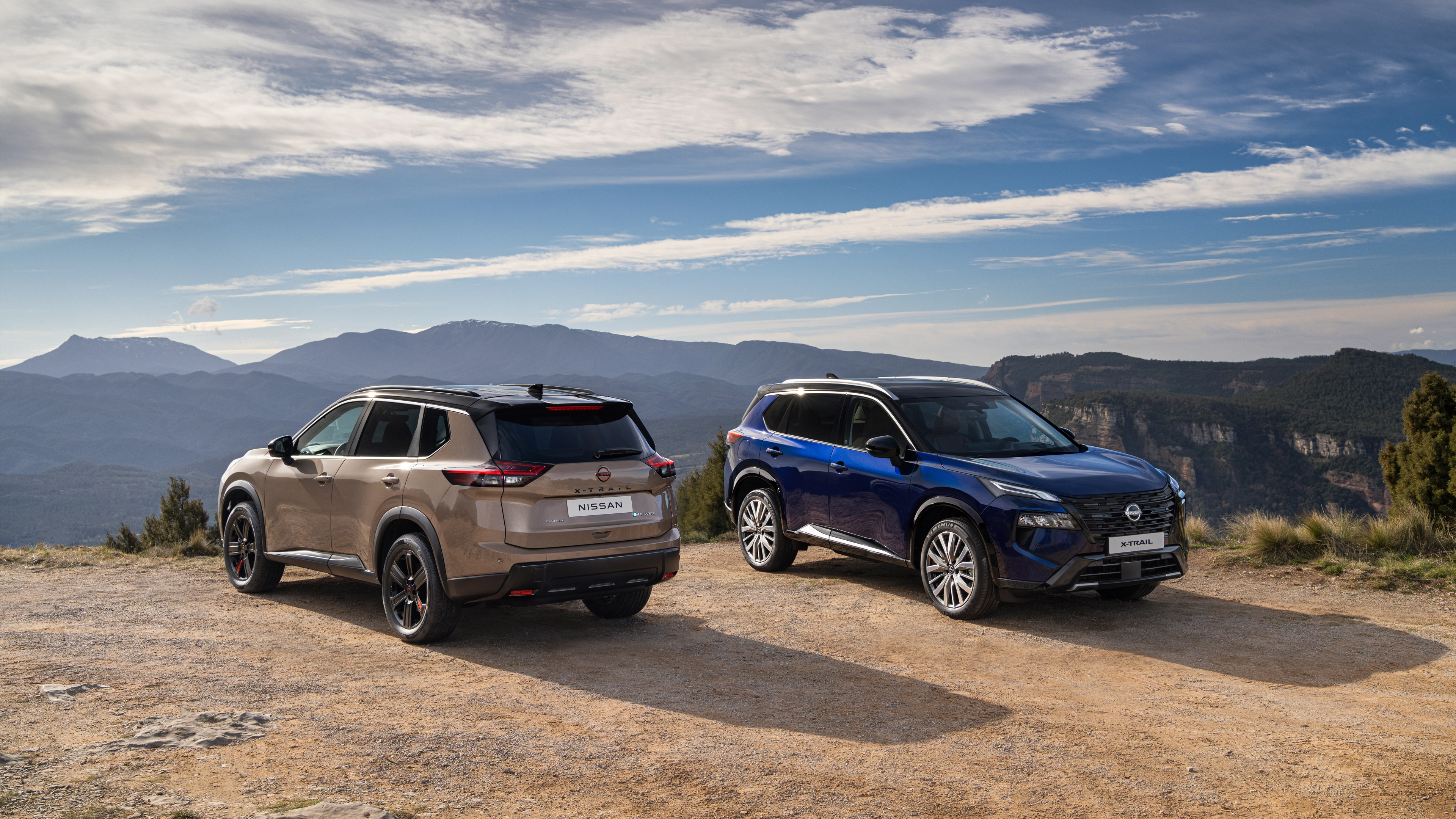 Nissan X-Trail Couv Brochure - house