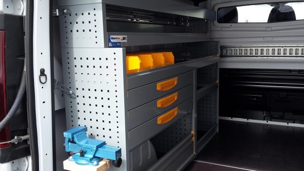 CONVERSIONS DU NISSAN NV300 - ÉTAGÈRE GAUCHE STOREVAN