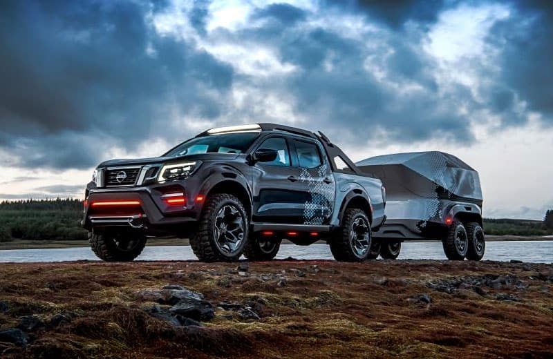 מבט מלפנים על רכב הקונספט נבארה Dark Sky