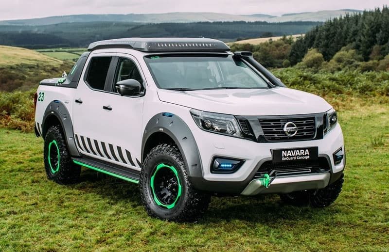 מבט מלפנים על רכב הקונספט נבארה EnGuard