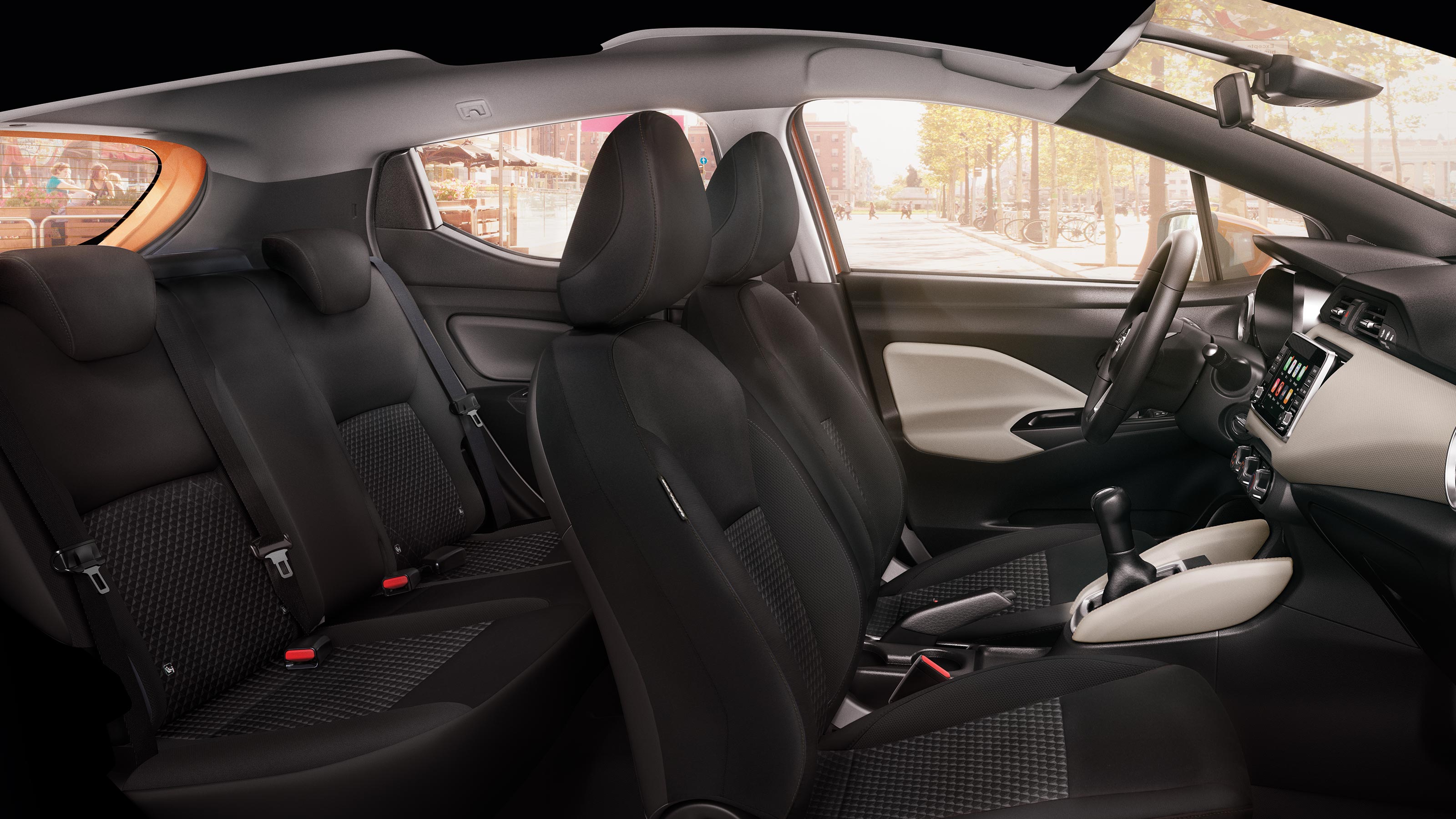 תא הנוסעים של ניסאן מיקרה