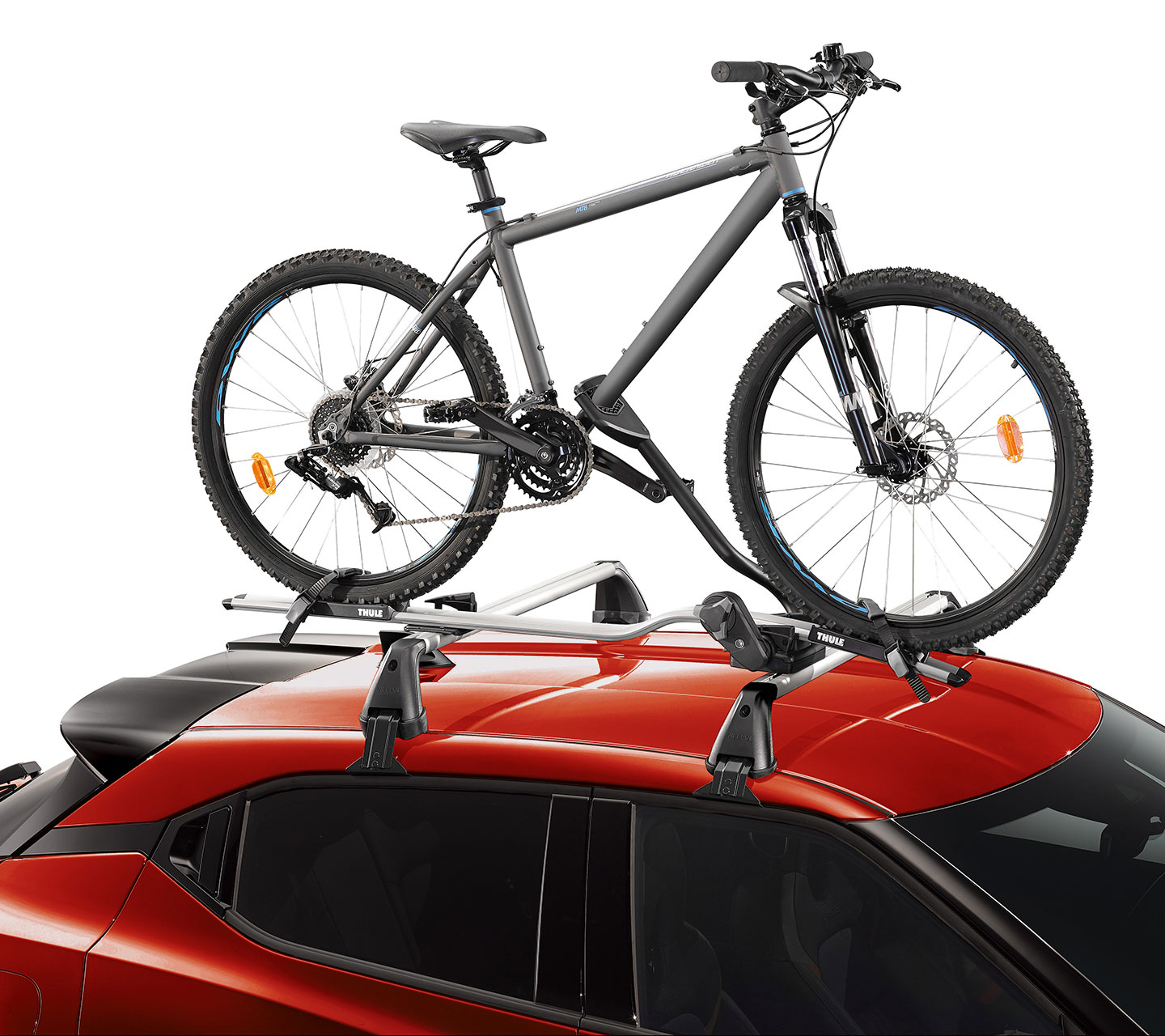 Portabici montato sul tetto di Nissan JUKE