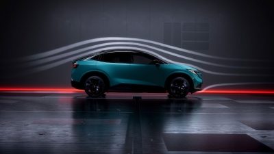 Esterni futuristici Nissan Leaf