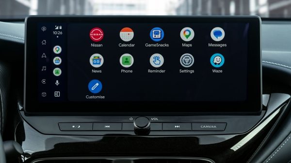 Nissan Juke wireless Apple Carplay® screen graphic close up view