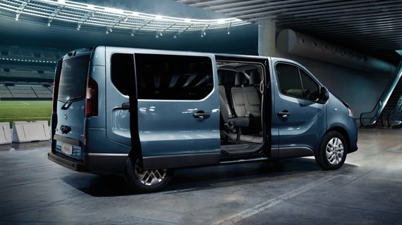 Carro de empresa Nissan NV300