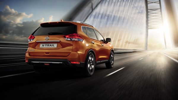 Nissan X-TRAIL de serviço