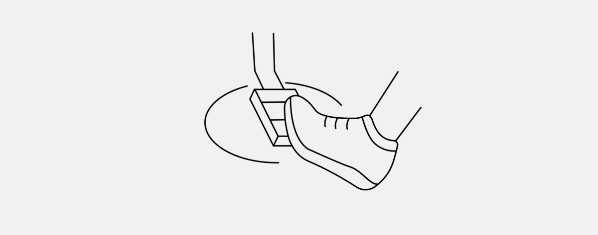 Pie sobre e-Pedal Step que hace la conducción de coches híbridos más fluida