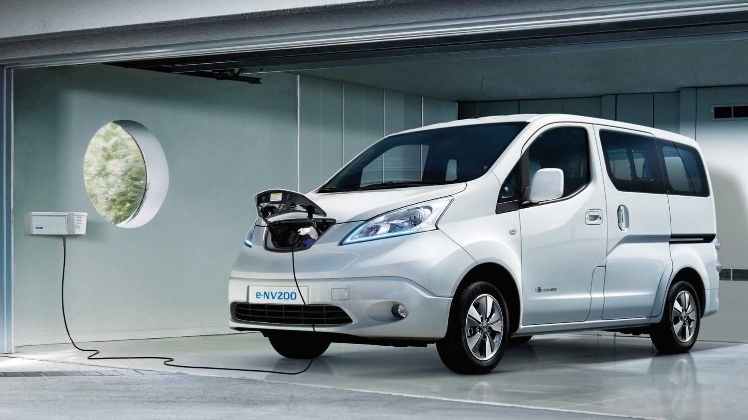 Nuovo Nissan e-NV200 - furgone & minivan elettrico -⎜Nissan