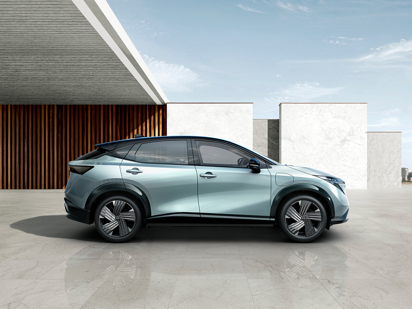 Bilde av nye Nissan ARIYA elbil SUV med firehjulstrekk