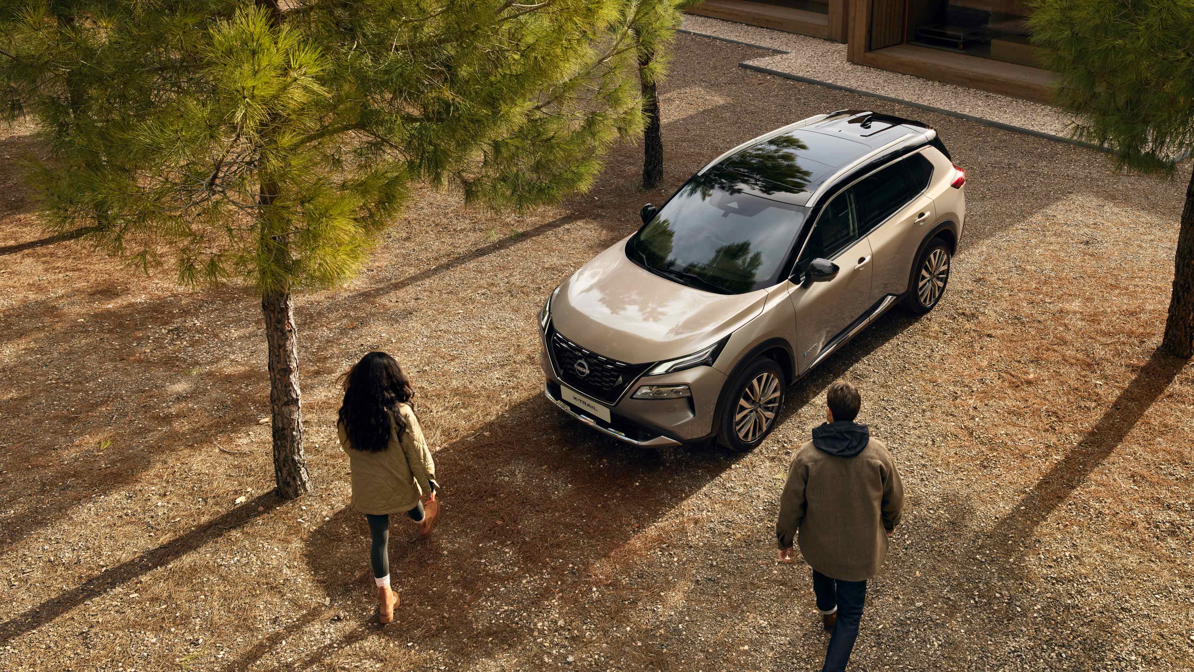 Nissan X-Trail Interior profile view