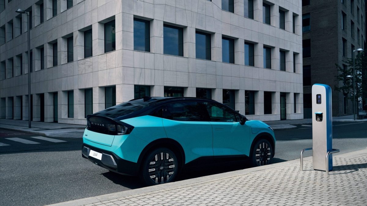 Nye Leaf elbil turkis som lader