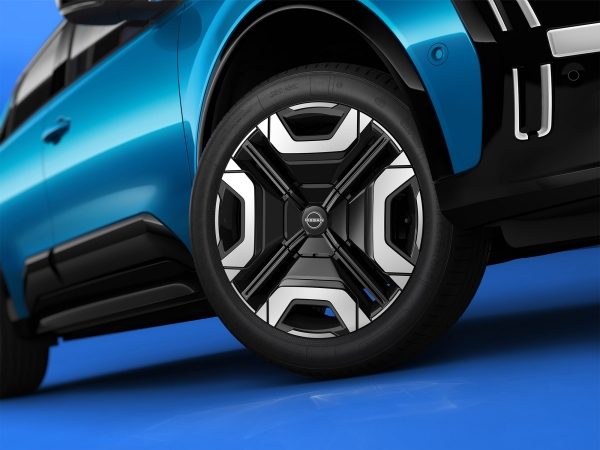 Nissan JUKE spoiler coffre noir carbone