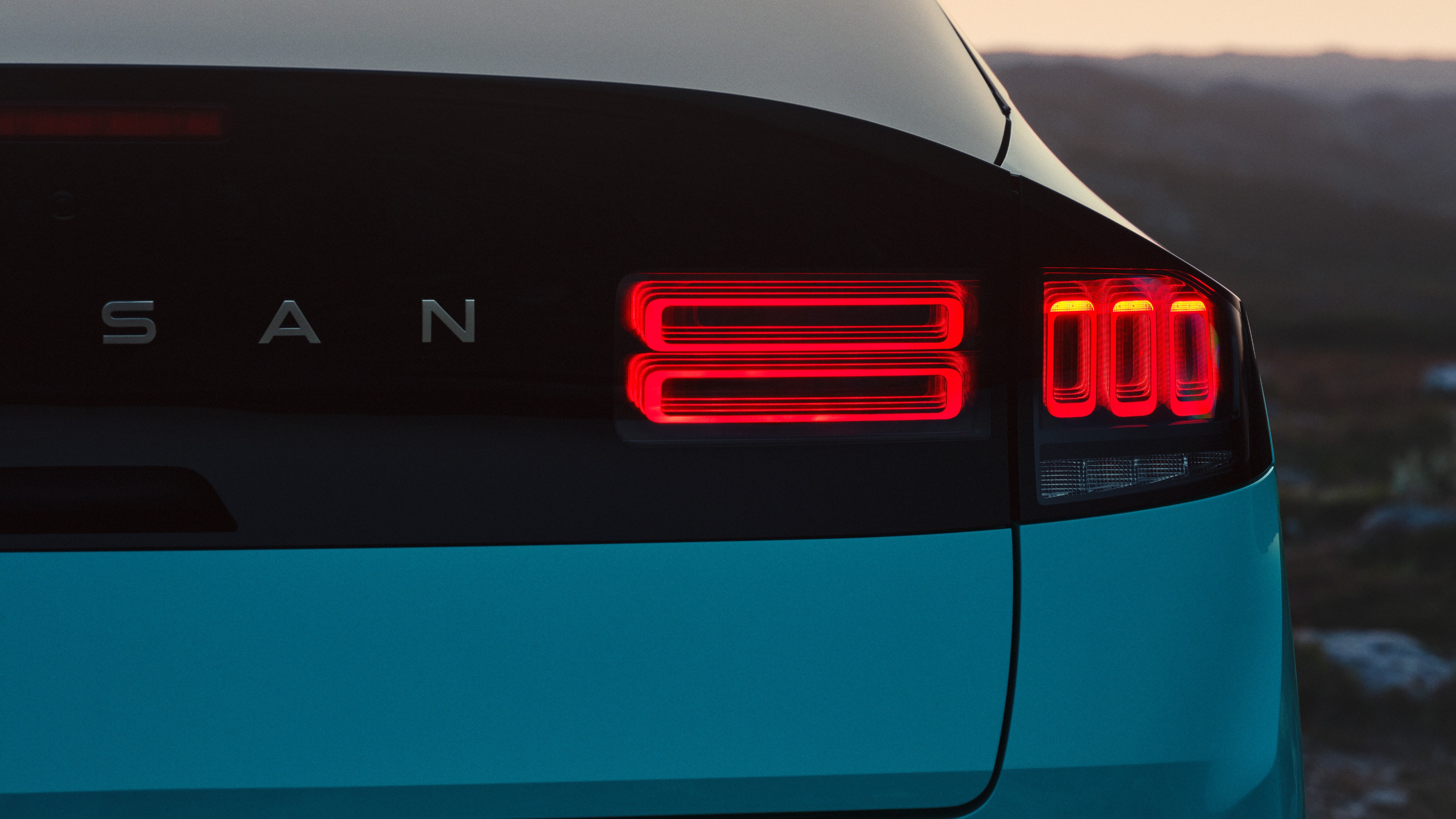 Rear LED taillight detail