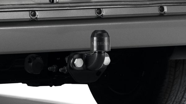 Nissan NV200 - Transportation - Flanged towbar