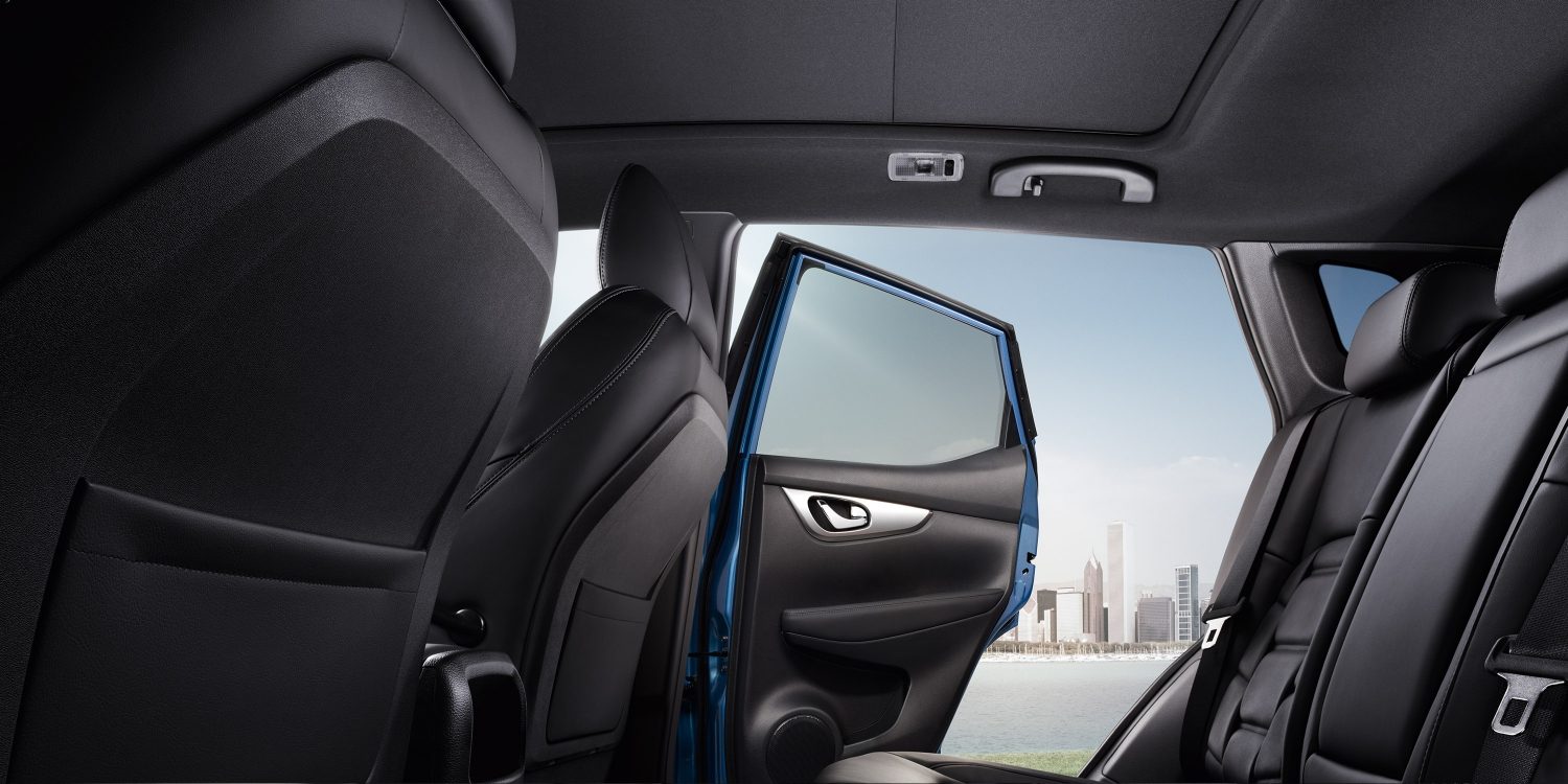 Qashqai interior profile 2nd row with rear door open and glassroof