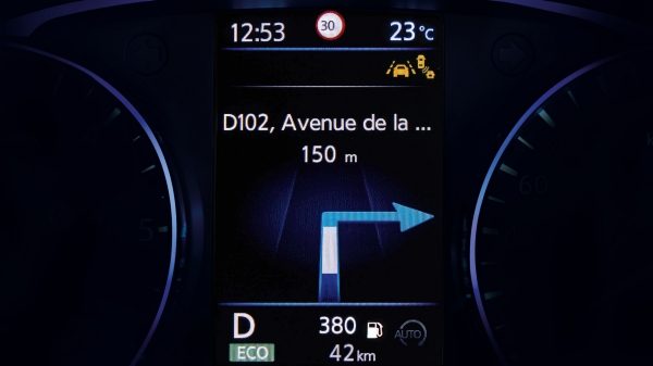 Qashqai TFT screen directions