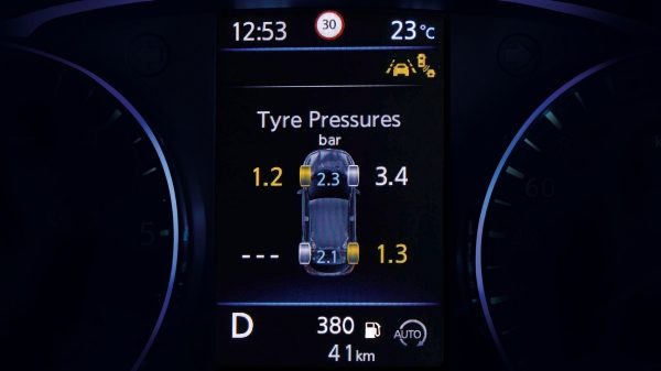 Qashqai TFT screen tyre pressure