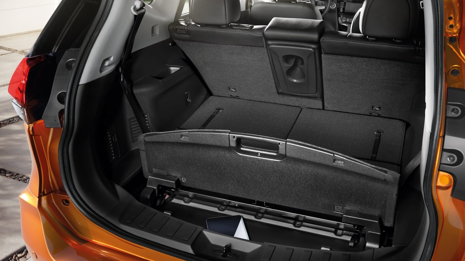 Caractéristiques - Nissan X-TRAIL - 4x4 - CROSSOVER ... Caractéristiques - Nissan X-TRAIL - 4x4 - CROSSOVER ...