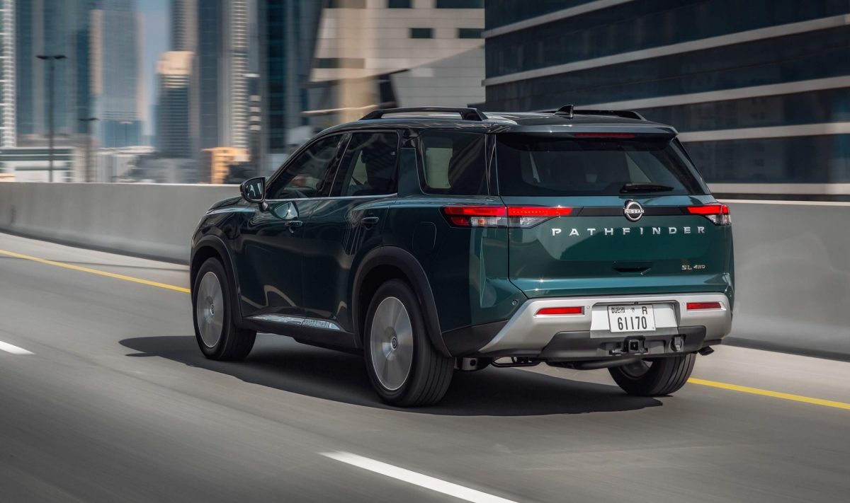 Pathfinder in street