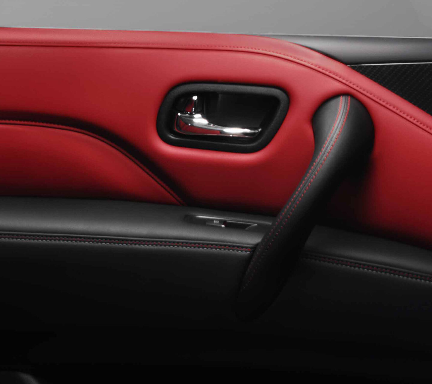 Nissan Patrol NISMO seats