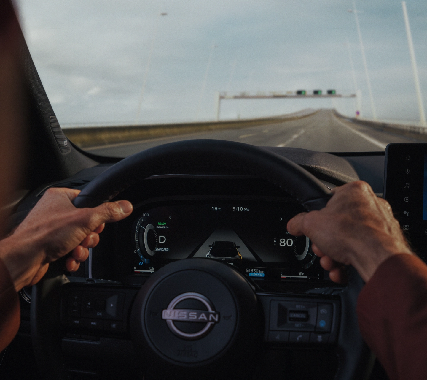 Nissan Qashqai e-Power N-Design 3/4 front pack shot - Hybrid SUV