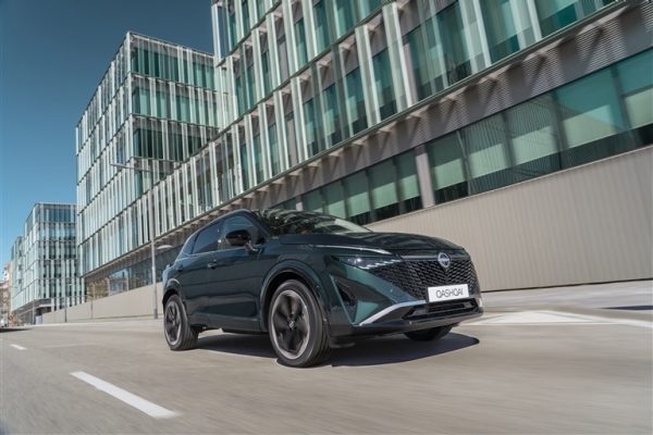 Nissan Qashqai hybrid SUV med e-power