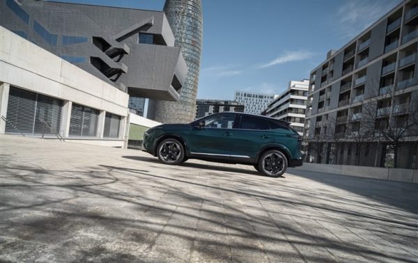 Nissan Qasjqai hybrid SUV e-power