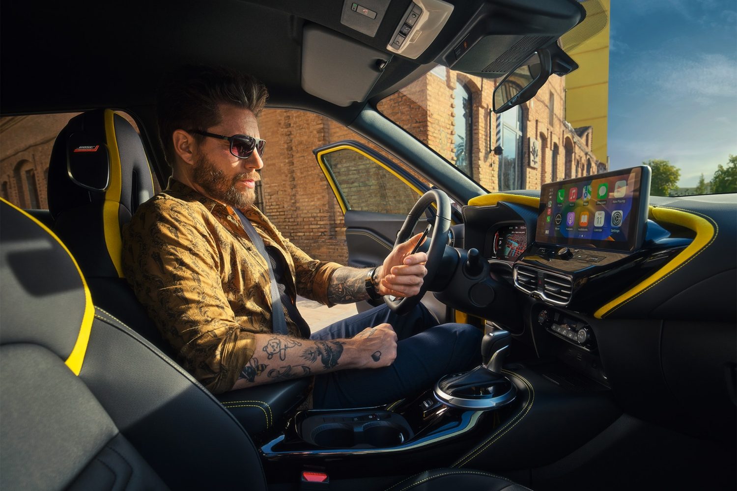 Nissan JUKE front interior view with driver