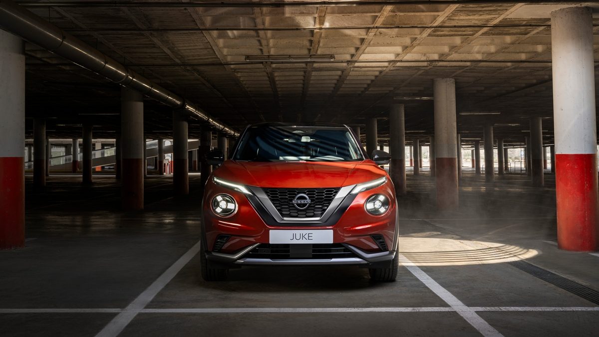 Nissan JUKE  Hi-Tech Y-Beam view