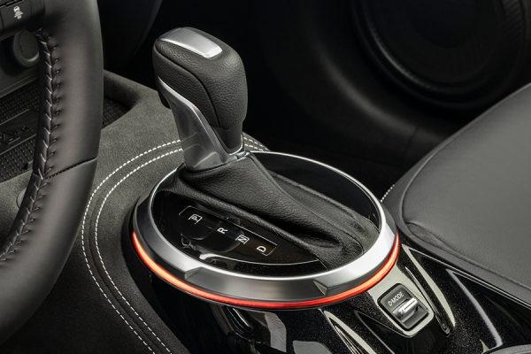 Nissan Juke 7 speed dual clutch transmission close up view