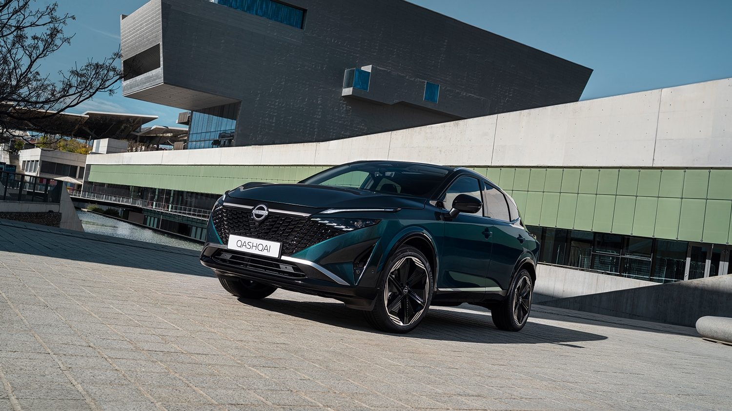 Nissan Qashqai e-Power 3/4 front - Hybrid SUV