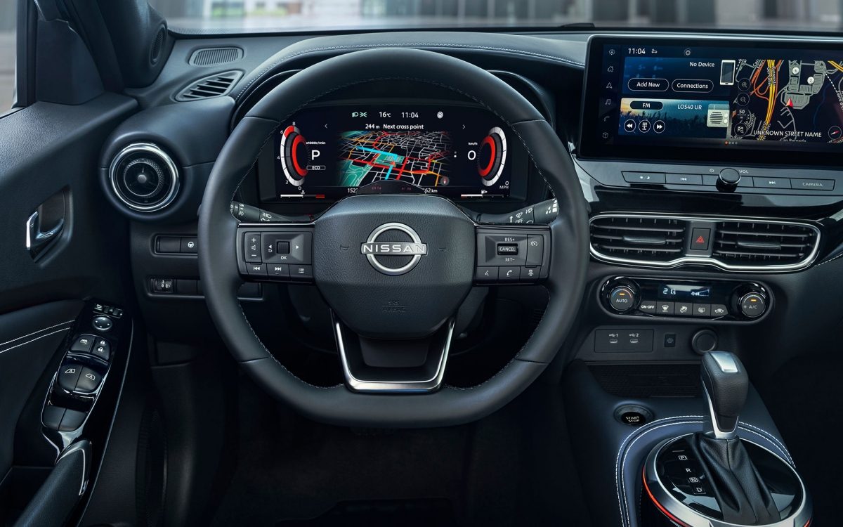 Шкіряне кермо Nissan JUKE, великий план