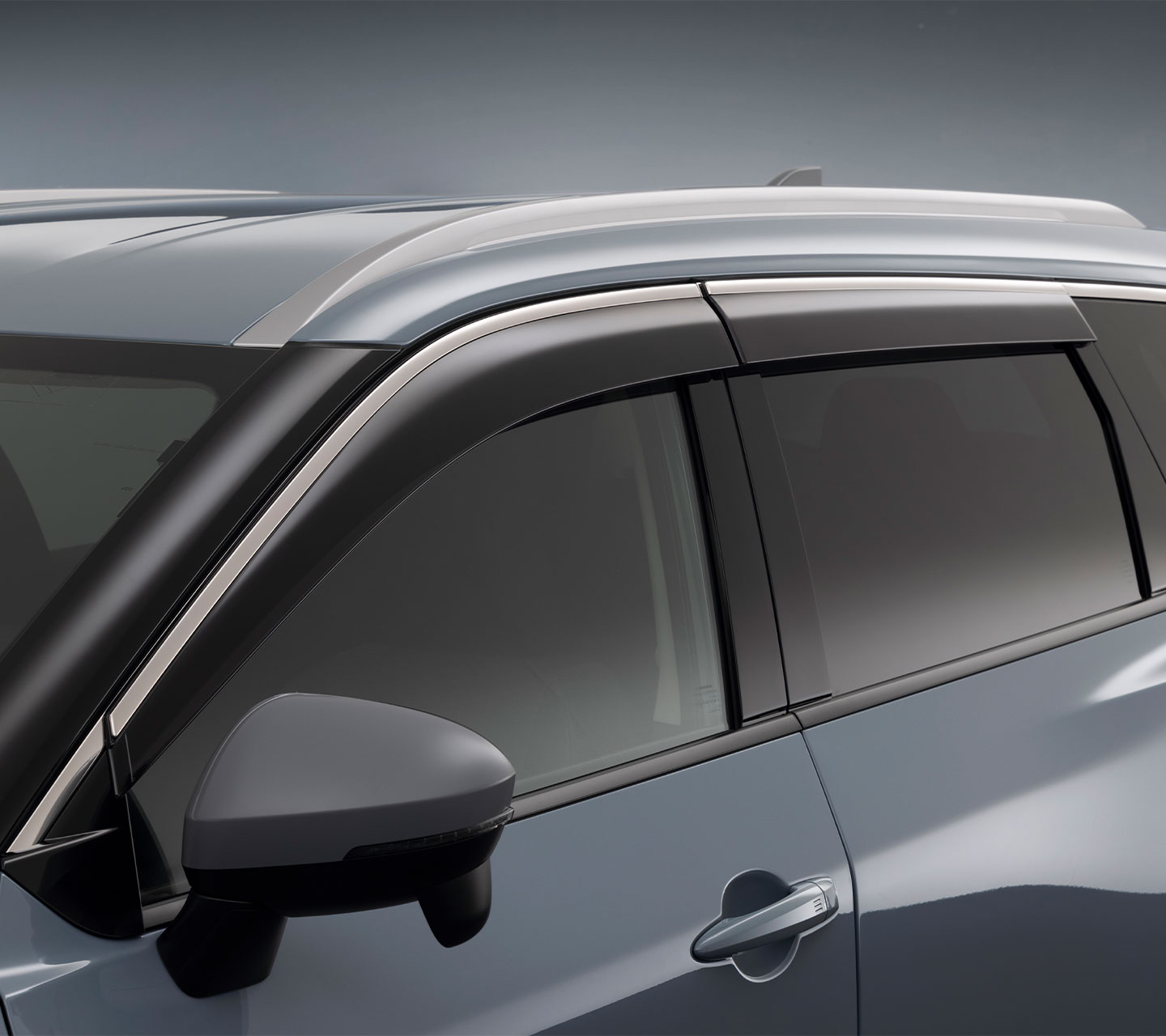 SIDE WINDOW DEFLECTOR