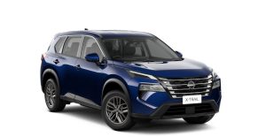 Nissan X-Trail 2.5 Visia Xtronic CVT 2WD in blue, front three quarter view